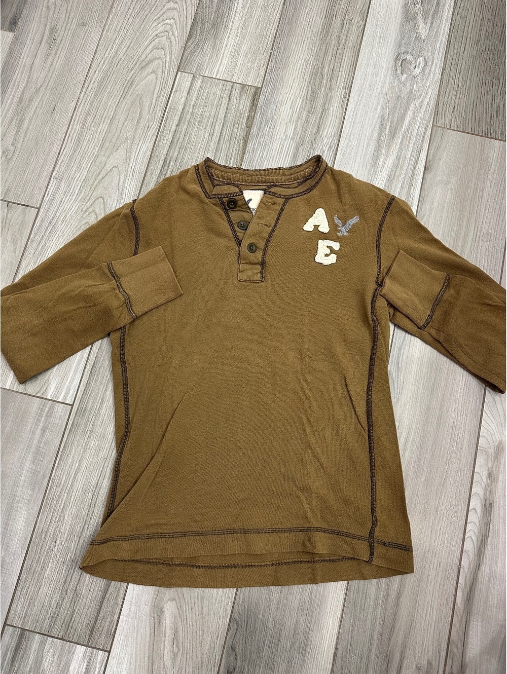 American Eagle Outfitters Brown Henley Shirt Size S/P